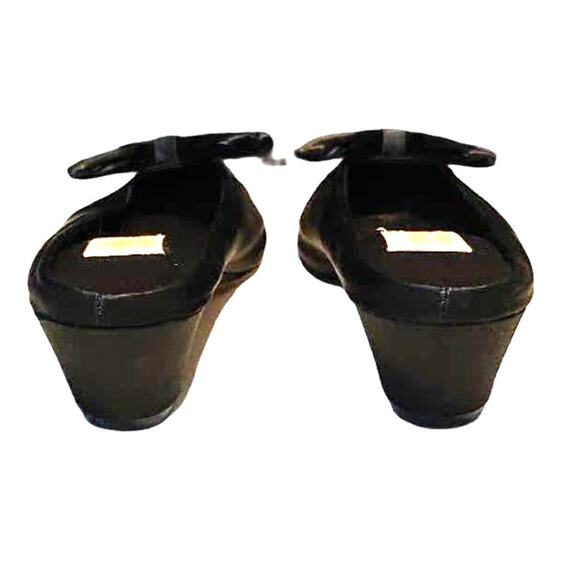 Vintage Victoria's Secret Satin Bow Slippers Slip On Mules Black Womens Size 5/6 - Picture 3 of 5